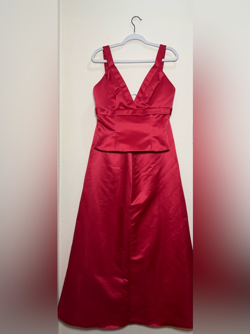 Wtoo by Watters Red Satin Formal Two Piece Set Size 10
